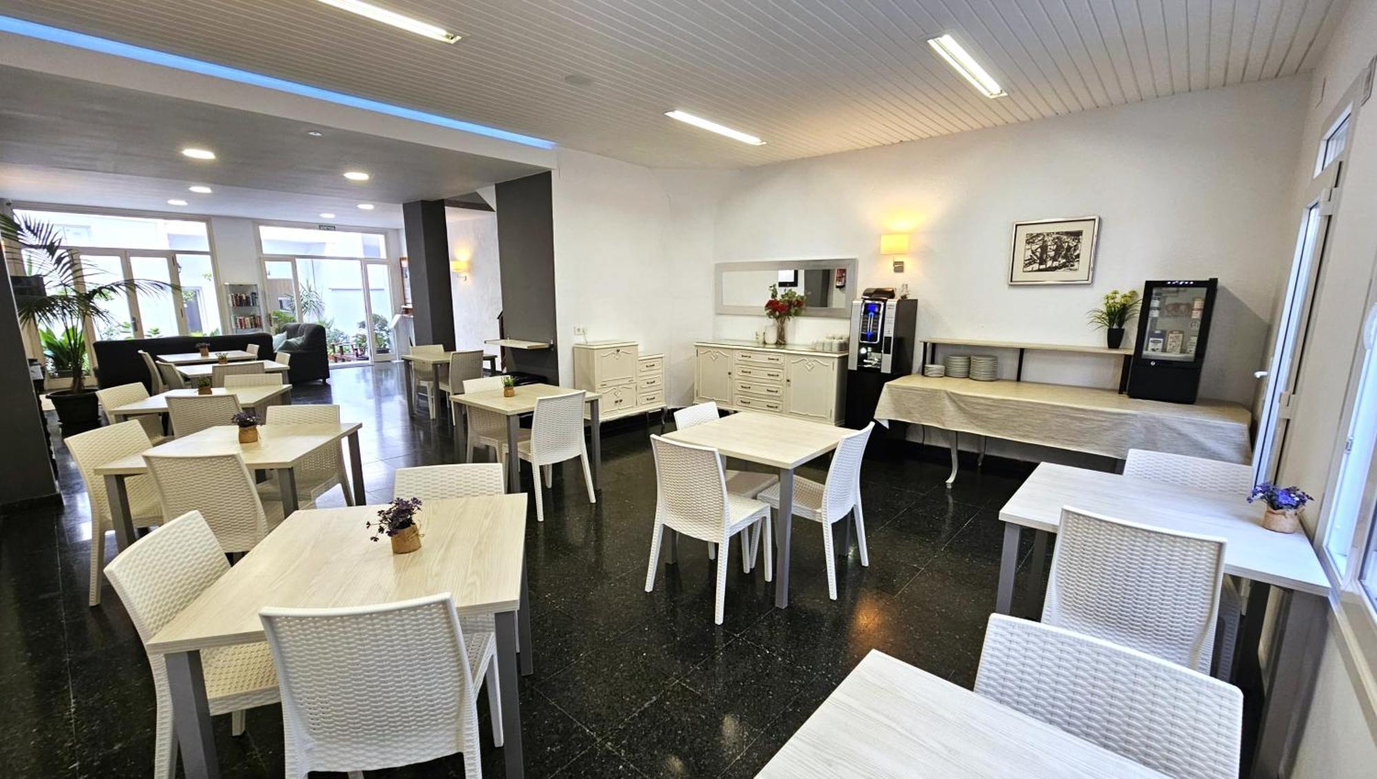Hostal Mediterráneo Tossa de Mar Exterior foto