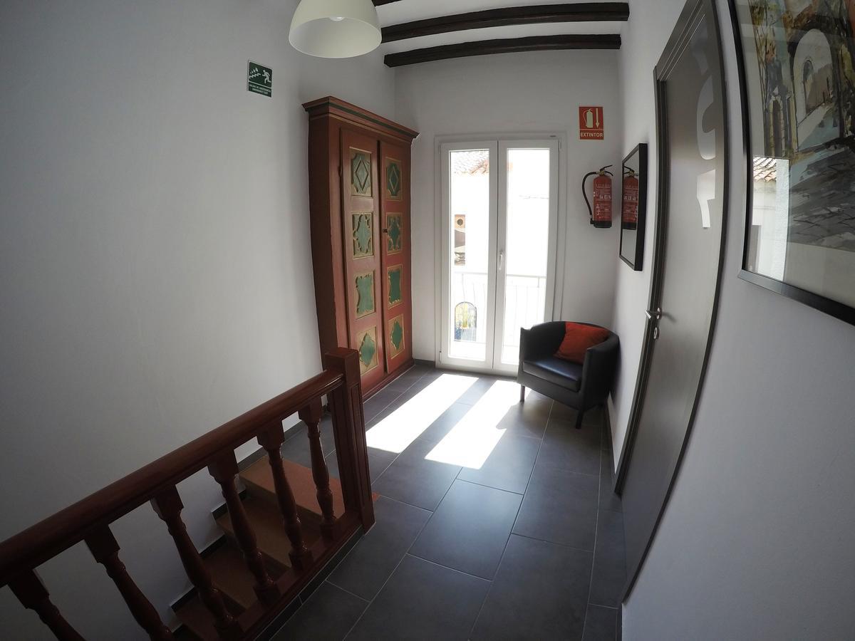 Hostal Mediterráneo Tossa de Mar Exterior foto